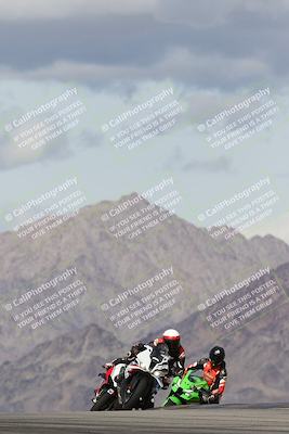 media/Nov-16-2025-Race Pace (Sun) [[8c5fa54630]]/Verified Riders/5-Turn 9 (1135am)/